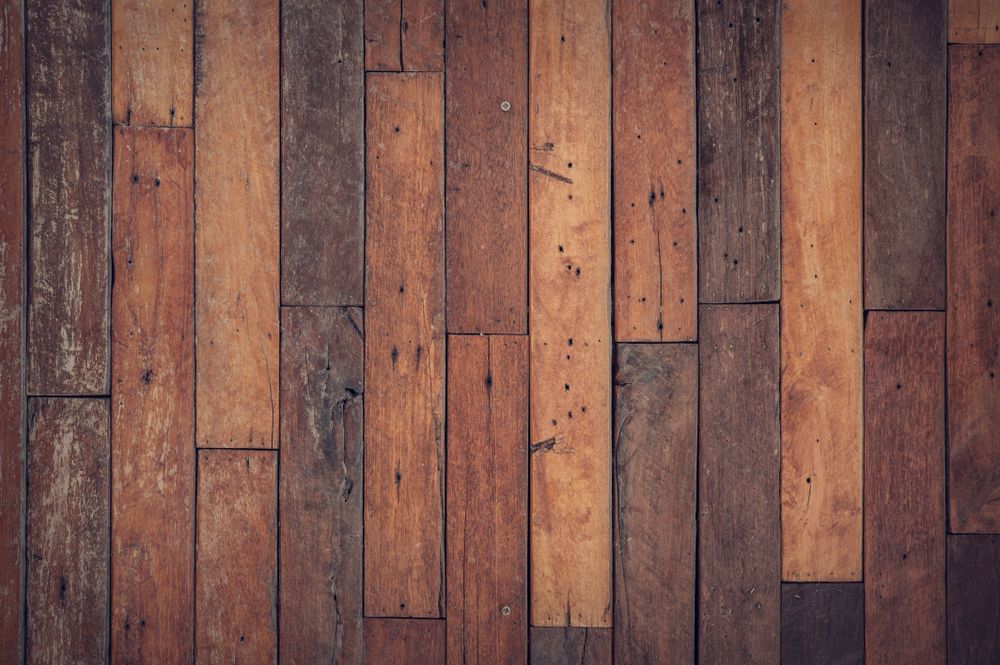 Wooden plank tile